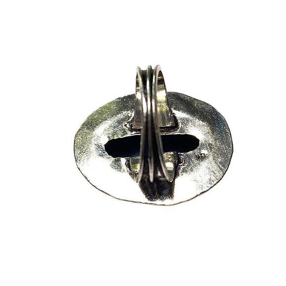 Sodalite Gemstone in a Handcrafted Vintage-Look 925 Stamped Silver Ring (8.25) - Picture 9 of 9